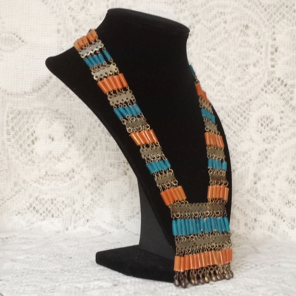 Vintage Mid Century Egyptian Revival Bib Necklace Clip Earring Set Faience - Picture 10 of 12